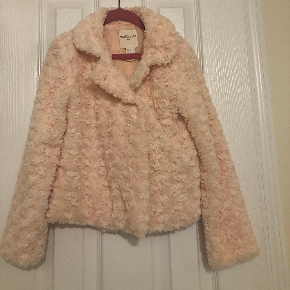 Forever 21 Girls furry coat